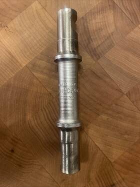 15ngcc Bayliss Wiley #15ngcc Vintage New-old-stock Cottered Bb Axle X 122mm. Nj