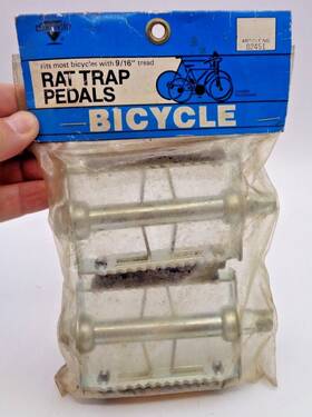 Championship 031731012253 Vintage 1983 Nos Rat Trap Bicycle Pedals With 9/16 Inch Tread - Made In Taiwan