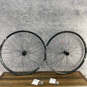 H1900 Dt Swiss 27.5 Wheel Set Boost Disc Tubeless 28 Hole Ebike Enduro Thru 30