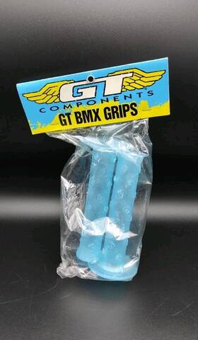 000156-3 Gt Bicycles Nos Nib Grips Clear Blue 90s #000156-3