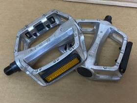 Gt04287 Gt Bicycles Racing Platform Silver 1/2 Inch Pedals Nice Mid School Vintage Bmx