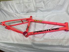 Gt05060 Gt Bicycles Mach One Day Glow Pink Rare Color Vintage Bmx Frame