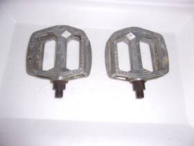Lu-313vp-821 Gt Old School 1/2 Inch Mid Bmx Pedals Vp-821 X Alloy Vgc