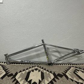 Duster500 Khs Vintage 20in Frame Rare Bmx Bike With Original Badge And Decals Chrome