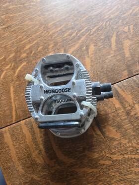 Mongoose L234-l Vintage Alloy Competition Pedals / R 1/2 Inch Nos