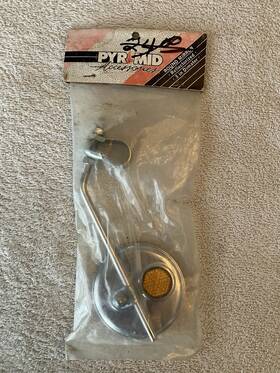 9134 Pyr Mid Vintage 3 Inch Bicycle Mirror With Reflector And Mounting Bracket