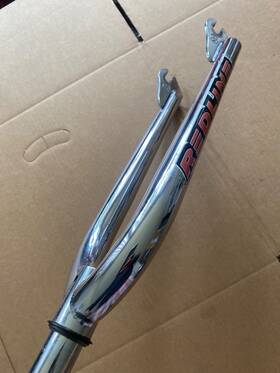 Gt04477 Red Line Redline 24 1 1/8 Crusier Chrome Forks Mid School Vintage Bmx