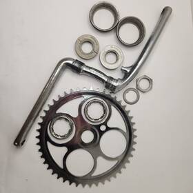 2072 Schwinn Vintage 1972 Crank Set Sprocket - Sa With Bottom Bracket Hardware