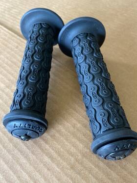 Gt4584 Schwinn Xs Chain Rare Grips Nice Mid School Vintage Bmx
