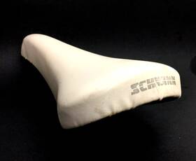 Vl-127 Schwinn Velo Old School Vintage Bmx Seat Taiwan White Road Bike