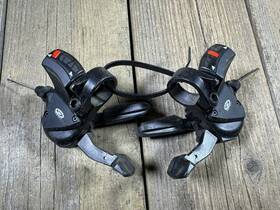 Sl-m751 Shimano Trigger Shifters 3x9 Speeds 9 Speed Used Mtb Mountain Bike