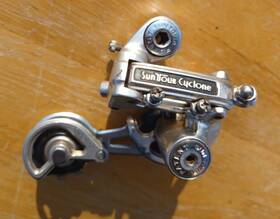 Rd-1800 Suntour Cyclone Gt Wide Range Touring Rear Derailleur Just At 188 Grams