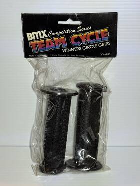 Team Cycle 035011024318 Vintage Winners Circle Bmx Handlebar Grips Old School