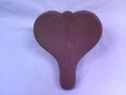 St355 Unbranded Vintage Beehive Spring Childs Seat Red