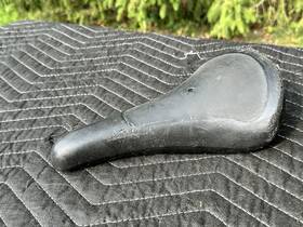 Vl-107 Velo Vintage 1993 Padded Top Bicycle Seat Old School Freestyle Bmx