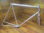 Vintage Vitus 979 Lugged Alloy Road Bike Frame Set 58 X 57 ( Peugeot ). Fixed Price $499.99.