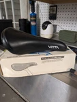 Vintage Vetta Moser Road Bike Bicycle Seat Saddle Italian Flag Nos. Fixed Price $150.00.
