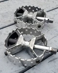 Classic! Hutch Bear Trap 4-PIN Bmx Pedals 1980'S Sealed 9/16" Og Cage Protectors. Fixed Price $799.00.