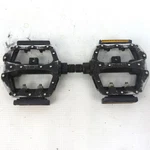 Wellgo Bike Pedals Aluminum Alloy Bicycle 454G LU-996 K79 Black. Fixed Price $14.99.