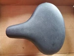 Vintage Persons Wide Cushioned Bike Seat Heavy P-1000-57B. Fixed Price $20.00.