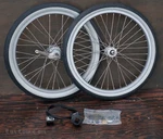 20" Stingray Bike Stick Shifter Wheels 3 Speed Hub Tires Vintage Schwinn Bicycle. Fixed Price $479.99.