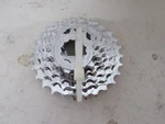 Vintage Sr Sakae Suntour Powerflo Cassette, Speed 11-28T. Fixed Price $29.95.