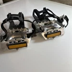 Wellgo Bicycle Pedals Pair Straps Cage Top Reflectors MT-14 Zavs. Fixed Price $22.04.