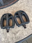 Vintage Sr Bmx Pedals SP-513 1/2 Bear Trap Og 80S Performer Black Plastic A36. Fixed Price $27.00.
