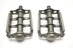 Hti - 802 Old School Bmx Bicycle Steel Platform Reflector Pedals 9/16 20 Tpi. Fixed Price $74.00.