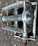 Vintage Wald Bike Pedals # 7902 9/16 Inches W/reflectors Nos Dated 1979 Rattrap. Fixed Price $14.99.