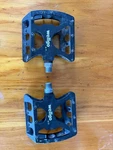 Wellgo B-27 Flat Pedals. Fixed Price $95.00.