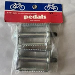 New Vintage Wald Bicycle Pedals 1984 No. 79110 Made Usa 9/16 Axle Reflector. Fixed Price $15.00.