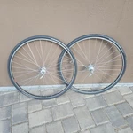 Specialized Hubs, Mavic MA40 Rims, 700C Clincher, Conti 4000 Tires, 6/7 Spd, Vgc. Fixed Price $250.00.