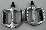 Xeromo Bike Pedals Nos Pair W/ Cat Eye RR-1-SL Reflectors Aluminum. Fixed Price $45.00.