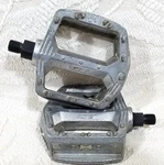 Gt Bmx VP-821 Pedal Mid Old School 1/2IN. Stamped 1990'S Vtg Racing Freestyle. Fixed Price $18.00.