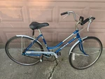 Vintage Schwinn (collegiate 3) Women 3-SPEED Bicycle. Fixed Price $69.99.