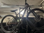 Giant Mountain Bike Brown 29" Hydraulic Disc Brakes Aluminum Front Suspension. Fixed Price $400.00.