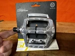 Nos Sunlite Bmx Platform Pedals Alloy Crmo Axle 9/16 Silver Pair 41559. Fixed Price $24.98.