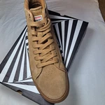 New In Box Vision Street Wear Tobacco Mens Shoes Size 11 Rare. Fixed Price $114.99.