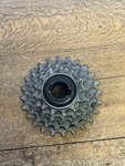 Vintage Suntour New Winner 5 Speed Freewheel 13-16-18-21-24 80S Road Bike. Fixed Price $29.99.