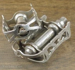Vintage Road Bike Kkt Kyokuto Top Run Quill Pedals 9/16" Schwinn Raleigh Bicycle. Fixed Price $23.00.