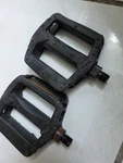 Gt Emblem Pedals Old Mid New School 1/2 Inch One Piece Crank Pc Racing Dyno. Fixed Price $26.99.