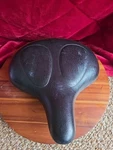 Original Schwinn Airdyne Wide Saddle Bike Bicycle Seat Viscount 7148 Black. Fixed Price $35.00.