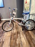Haro Original Survivor 1984 Old School Bmx Fst 20 Fsx Sport Master Redline Vtg. Fixed Price $3200.00.