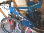 Diamondback Racing Mountain Bike Blue Manitou Trec Components. Fixed Price $400.00.